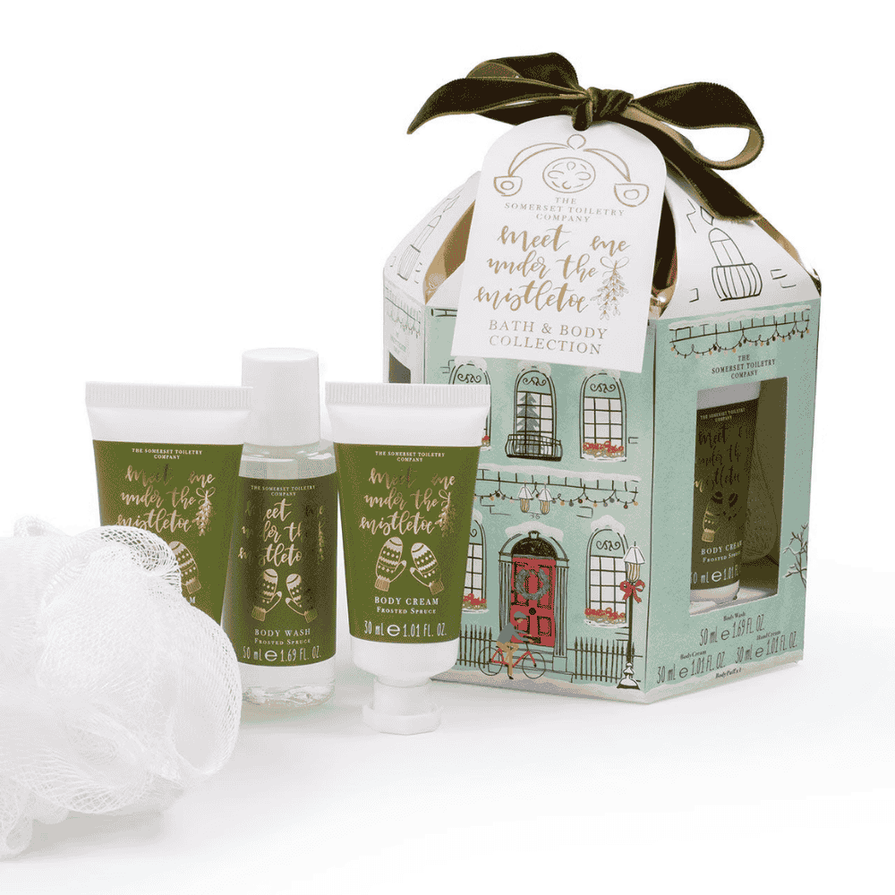 Bundles & Gift Sets Gift SOM Meet Me Under The Mistletoe Bath And Body Collection