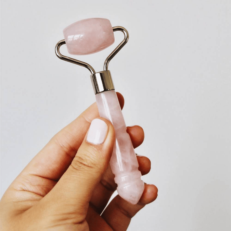 Body Care Acc Plum Beauty Mini Rose Quartz Facial Roller Perfect Por Travel